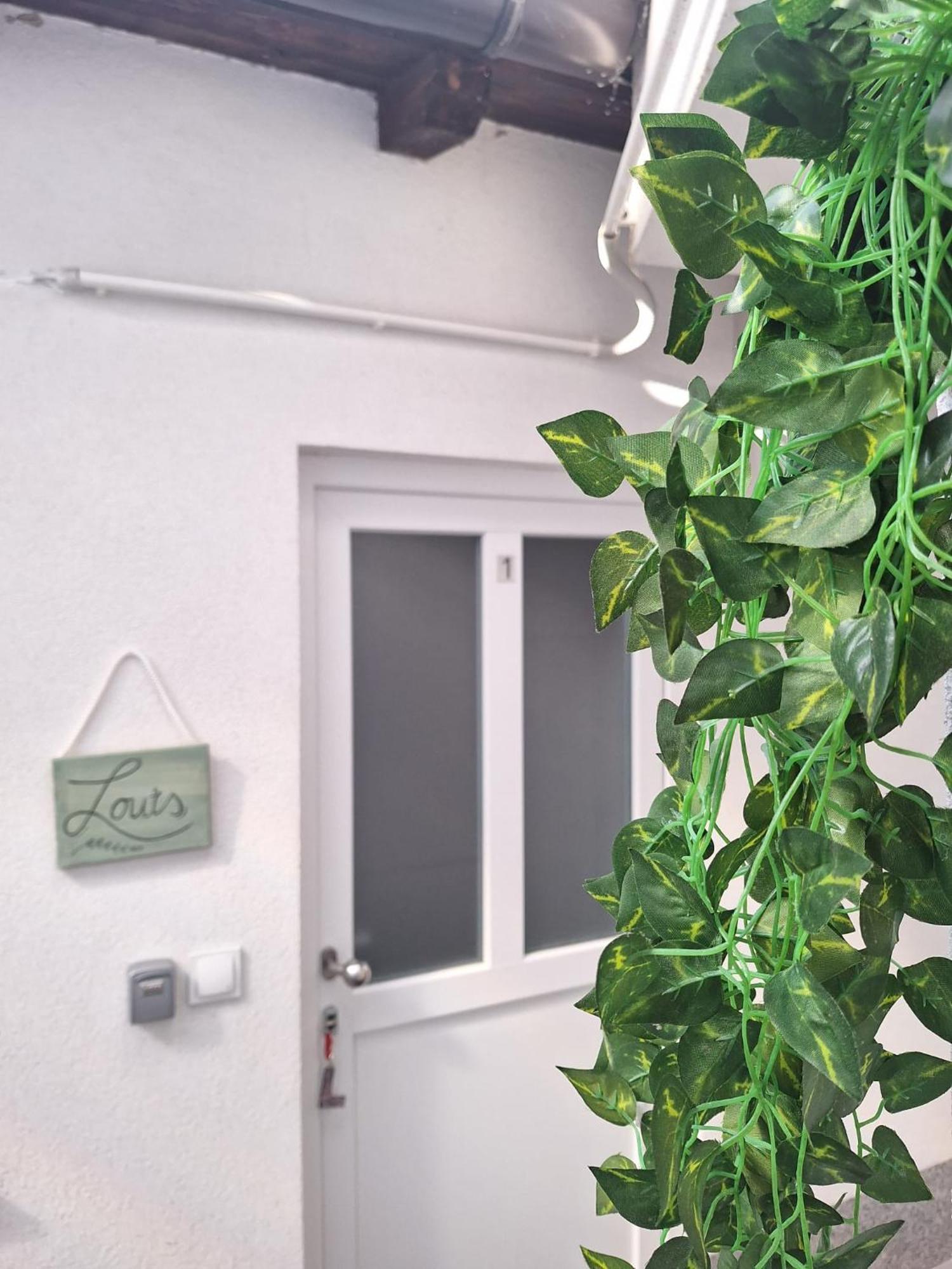 Studio Apartmani Louis I Lola Zágráb Kültér fotó