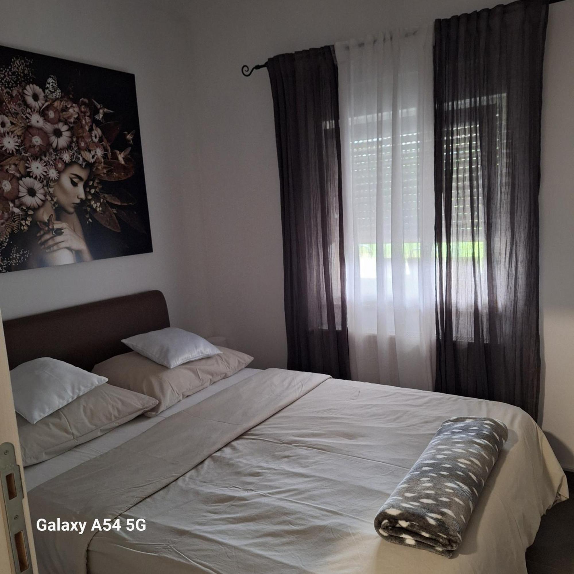 Studio Apartmani Louis I Lola Zágráb Kültér fotó